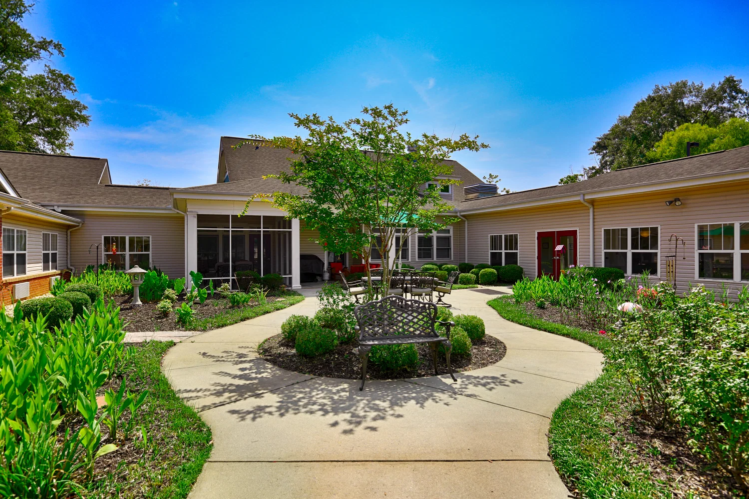 COLUMBIA COTTAGE - HARTSELLE
