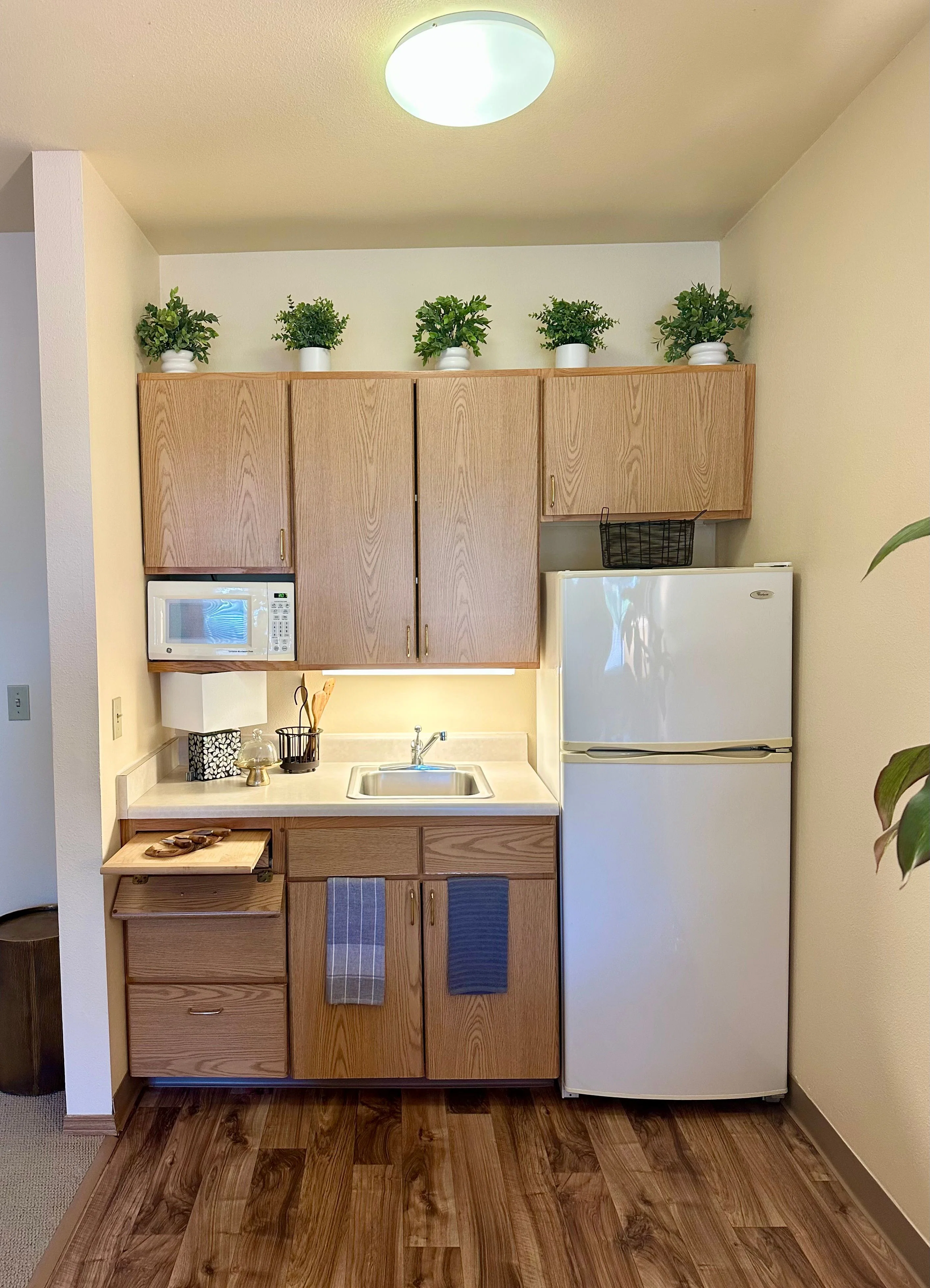 COLUMBIA PLACE ASSISTED LIVING & MEMORY CARE