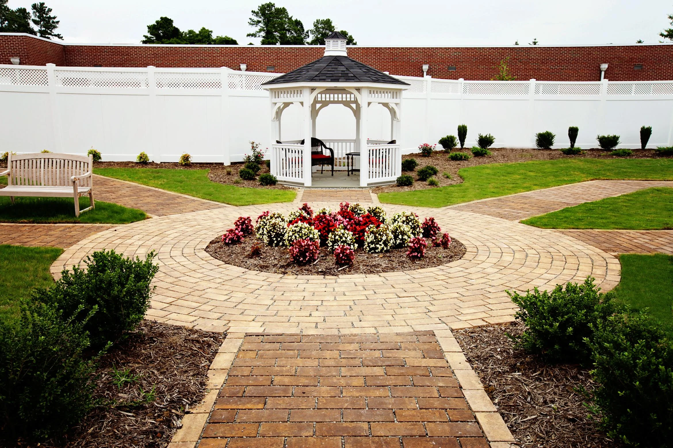 COMMONWEALTH SENIOR LIVING AT FARNHAM