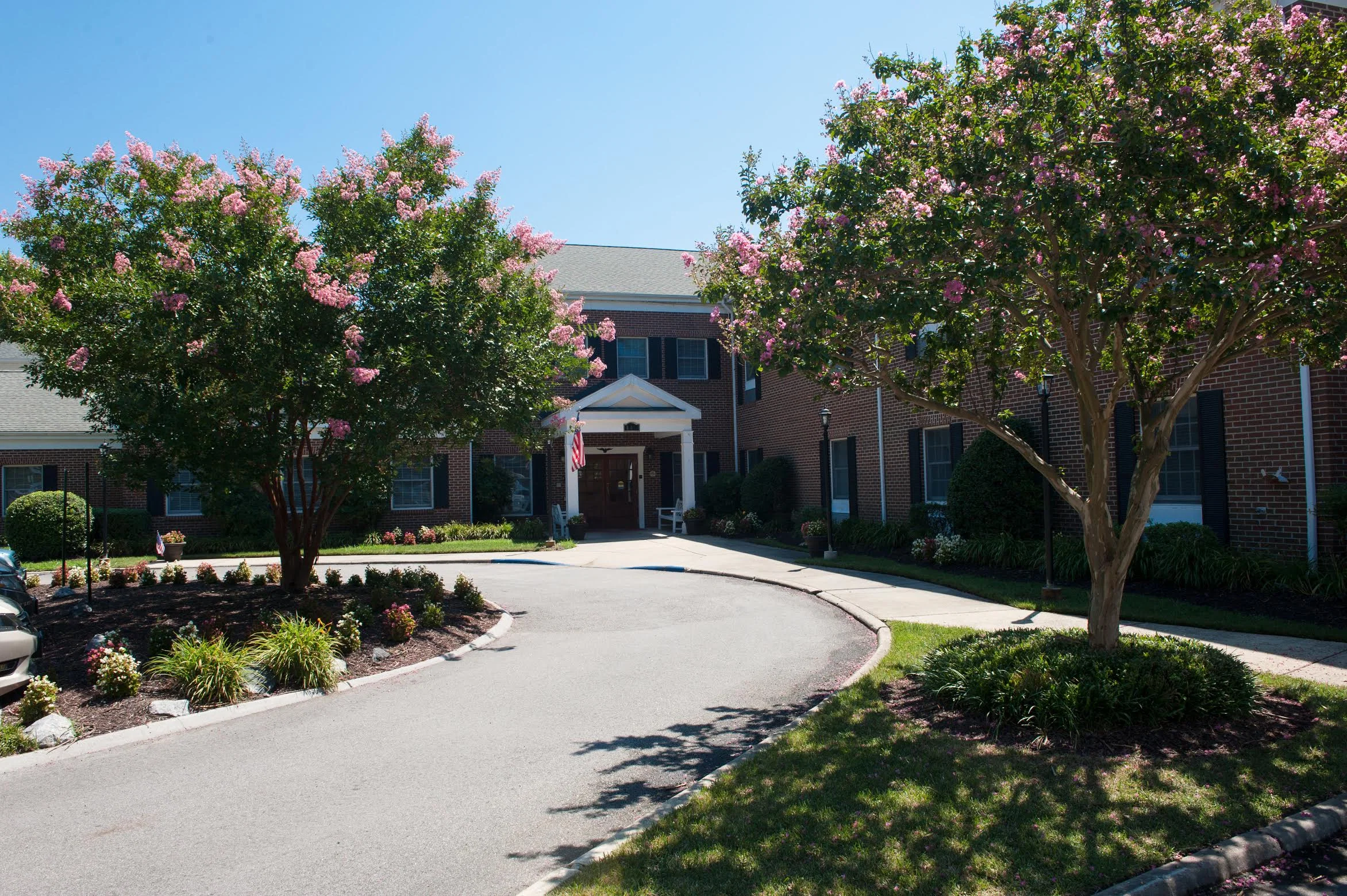 COMMONWEALTH SENIOR LIVING AT KING'S GRANT HOUSE