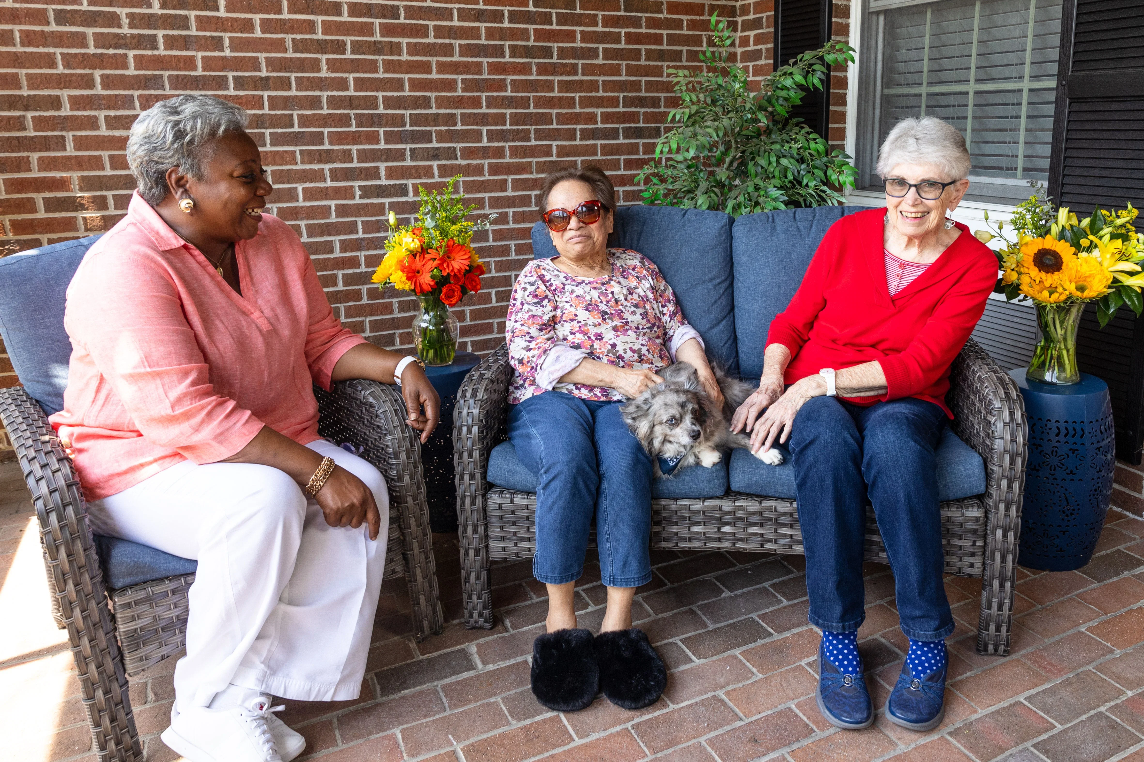 COMMONWEALTH SENIOR LIVING AT KING'S GRANT HOUSE