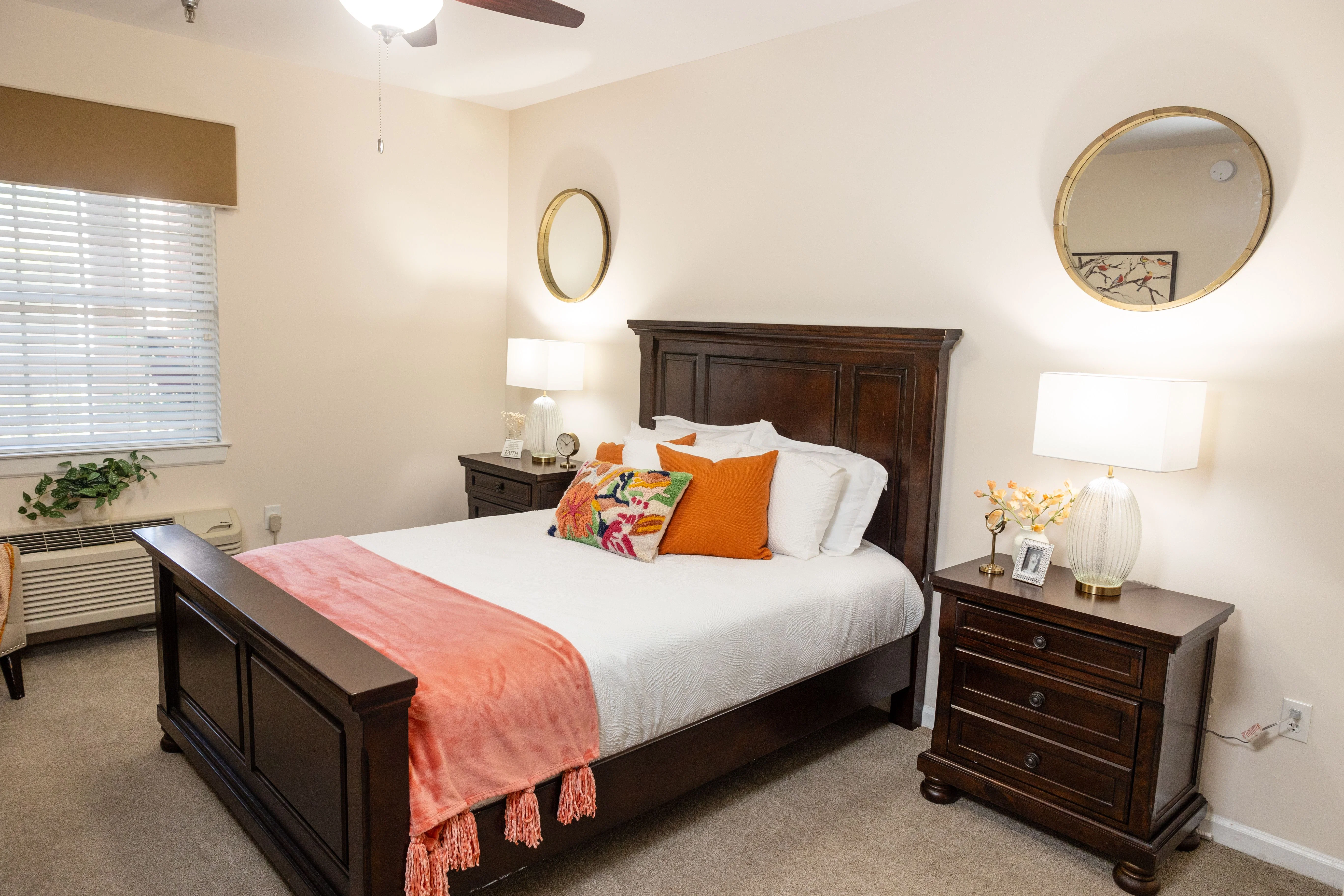 COMMONWEALTH SENIOR LIVING AT KING'S GRANT HOUSE