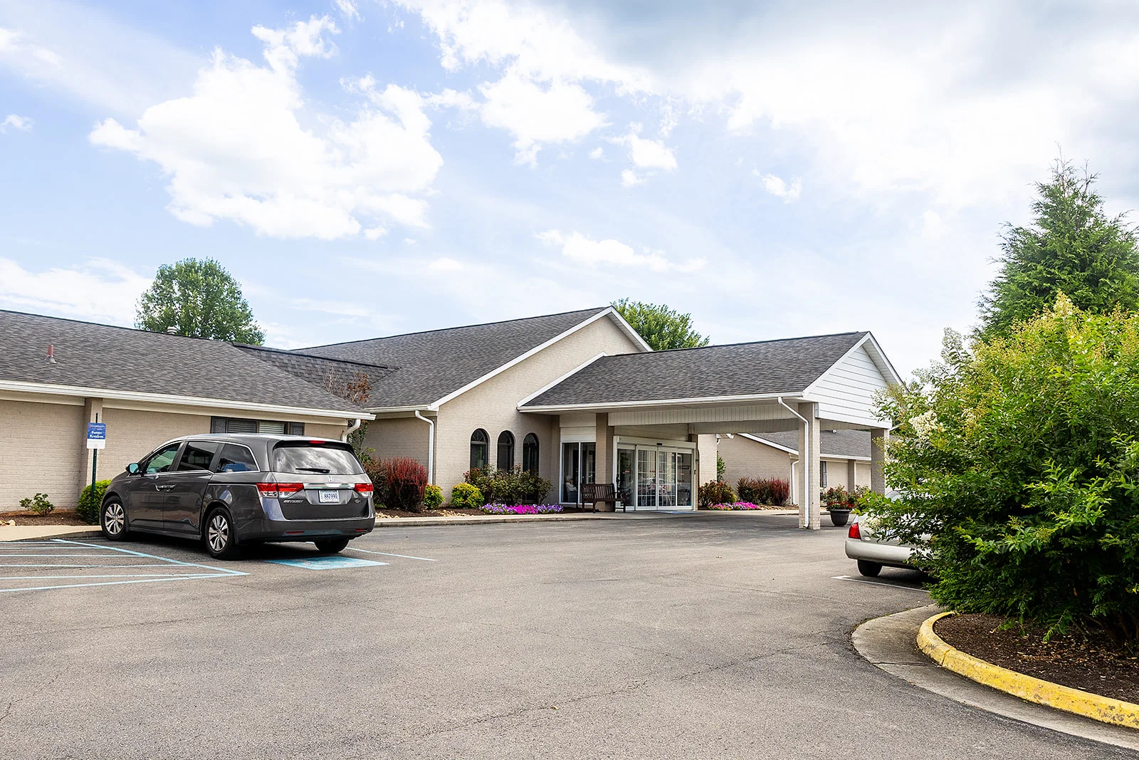 COMMONWEALTH SENIOR LIVING AT RADFORD