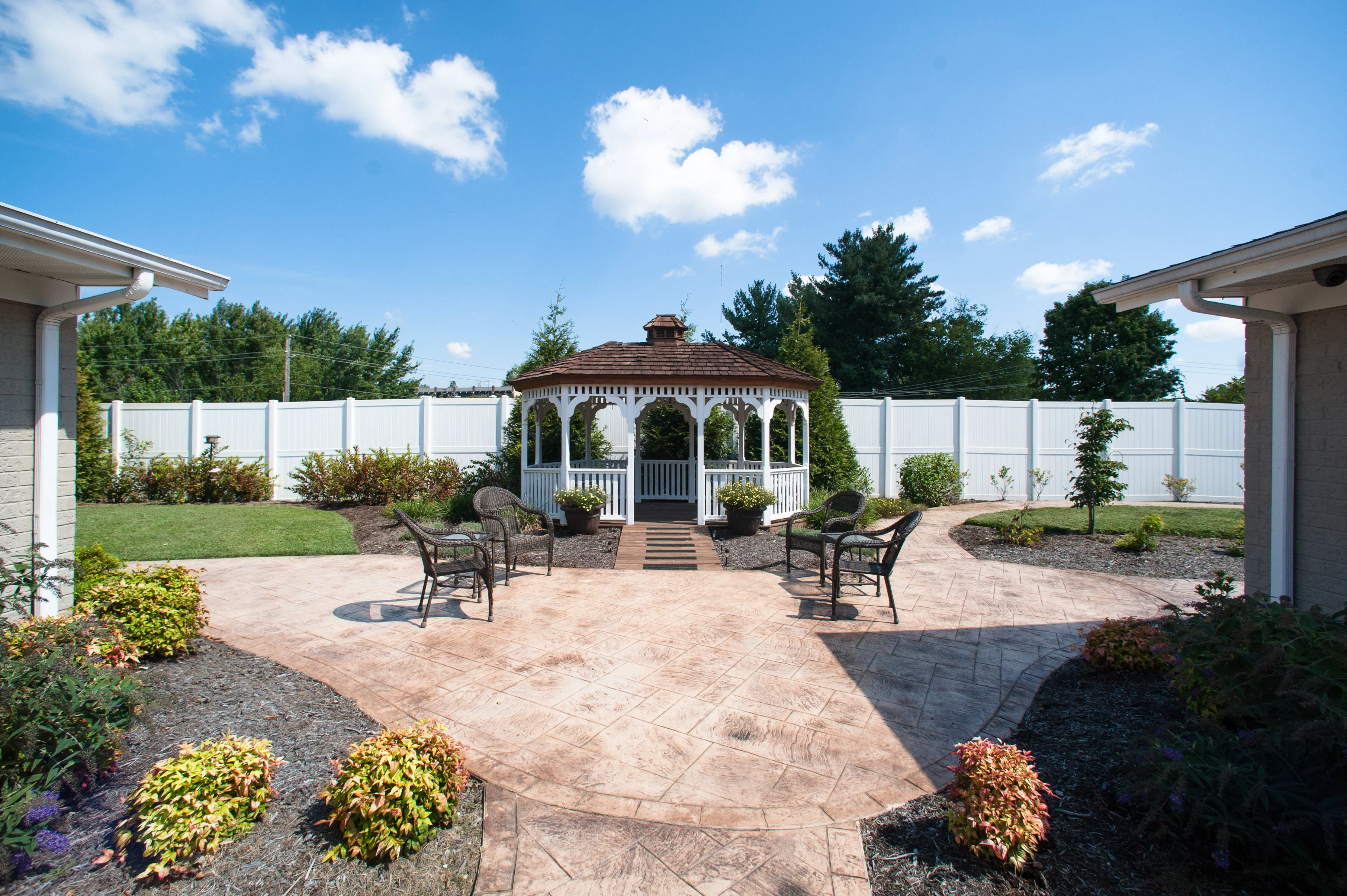 COMMONWEALTH SENIOR LIVING AT RADFORD