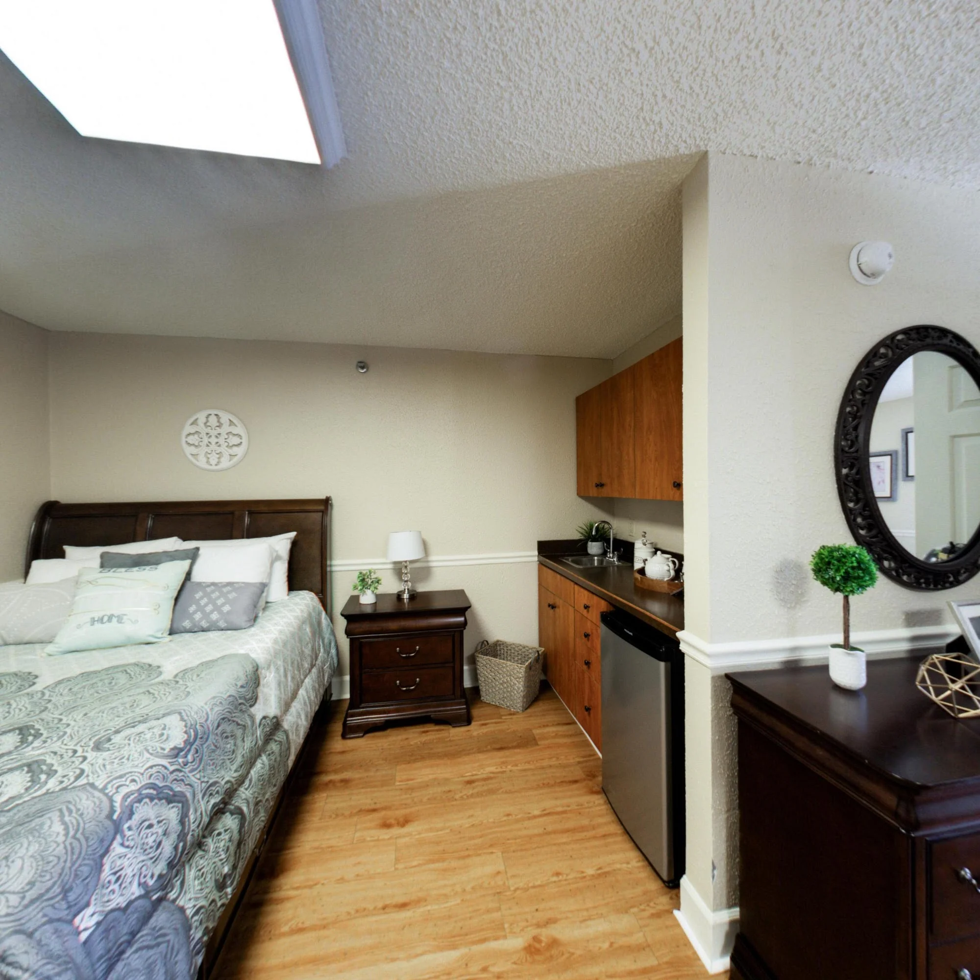 Commonwealth Senior Living at Leigh Hall