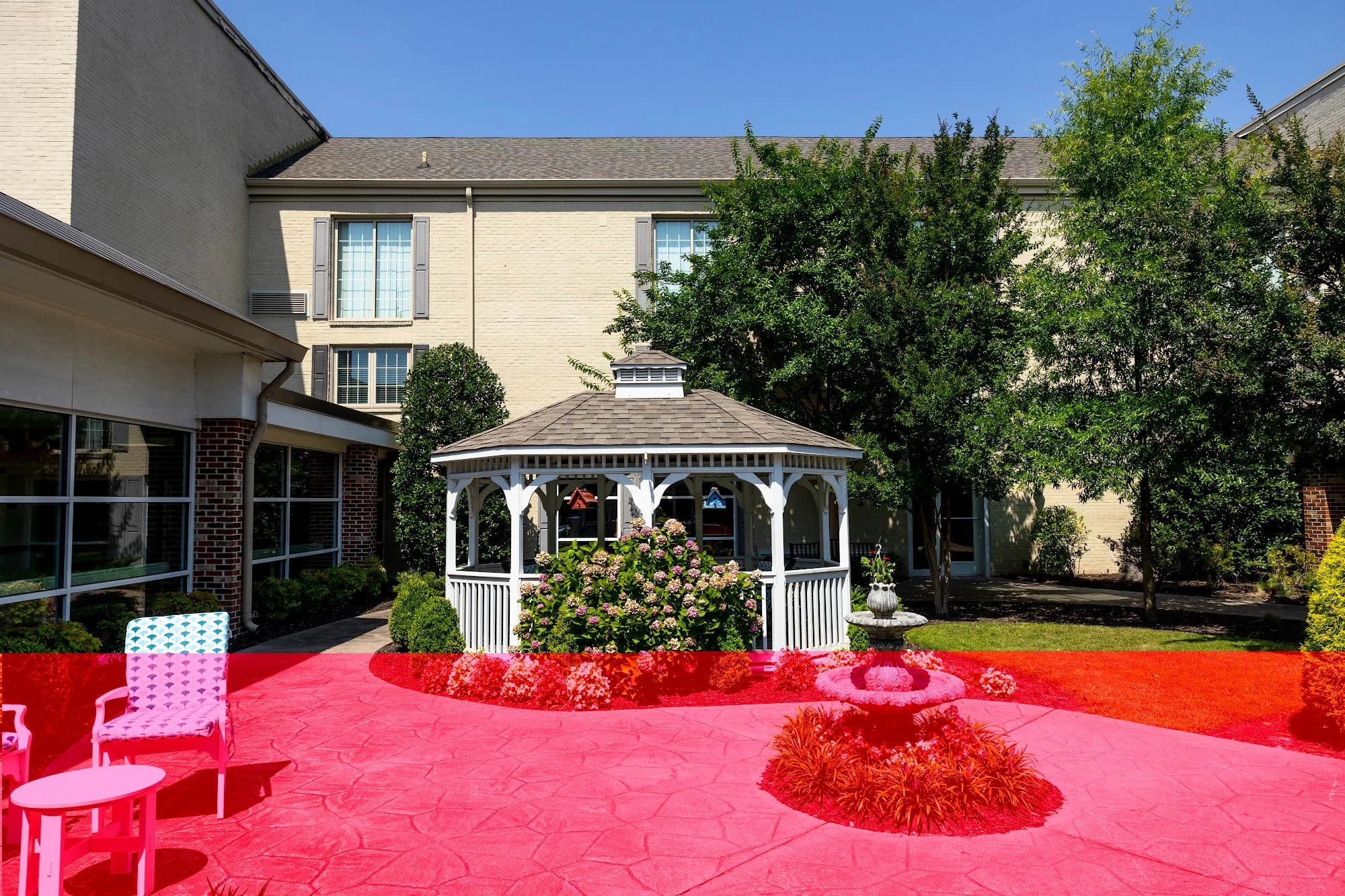 Commonwealth Senior Living at Leigh Hall