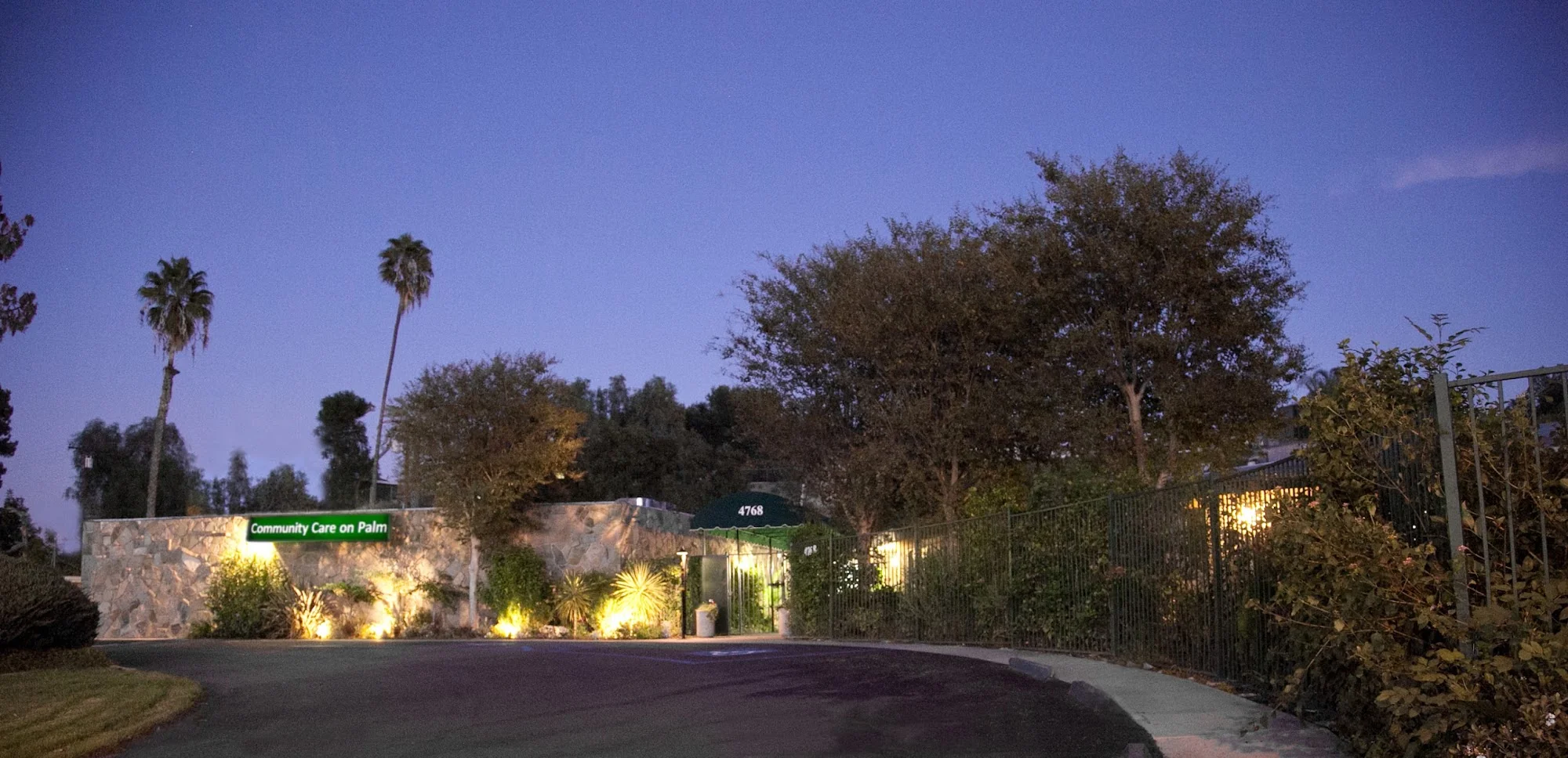 COMMUNITY CARE ON PALM - NURSING FACILITY IN RIVERSIDE