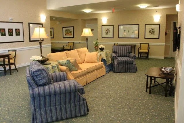 COUNTRY PLACE SENIOR LIVING LYONS