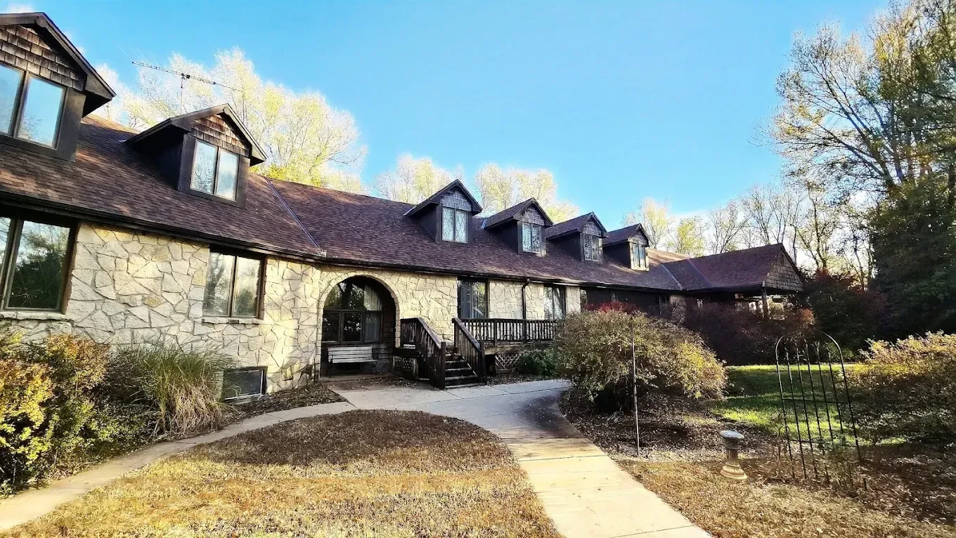 COUNTRYSIDE HOME