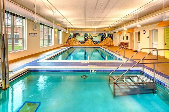 COVENANT LIVING AT THE HOLMSTAD ASSISTED LIVING