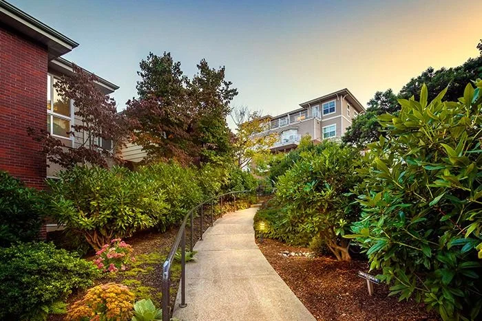 COVENANT LIVING AT THE SHORES