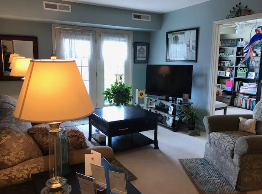 Crestmount Square Senior Apartments