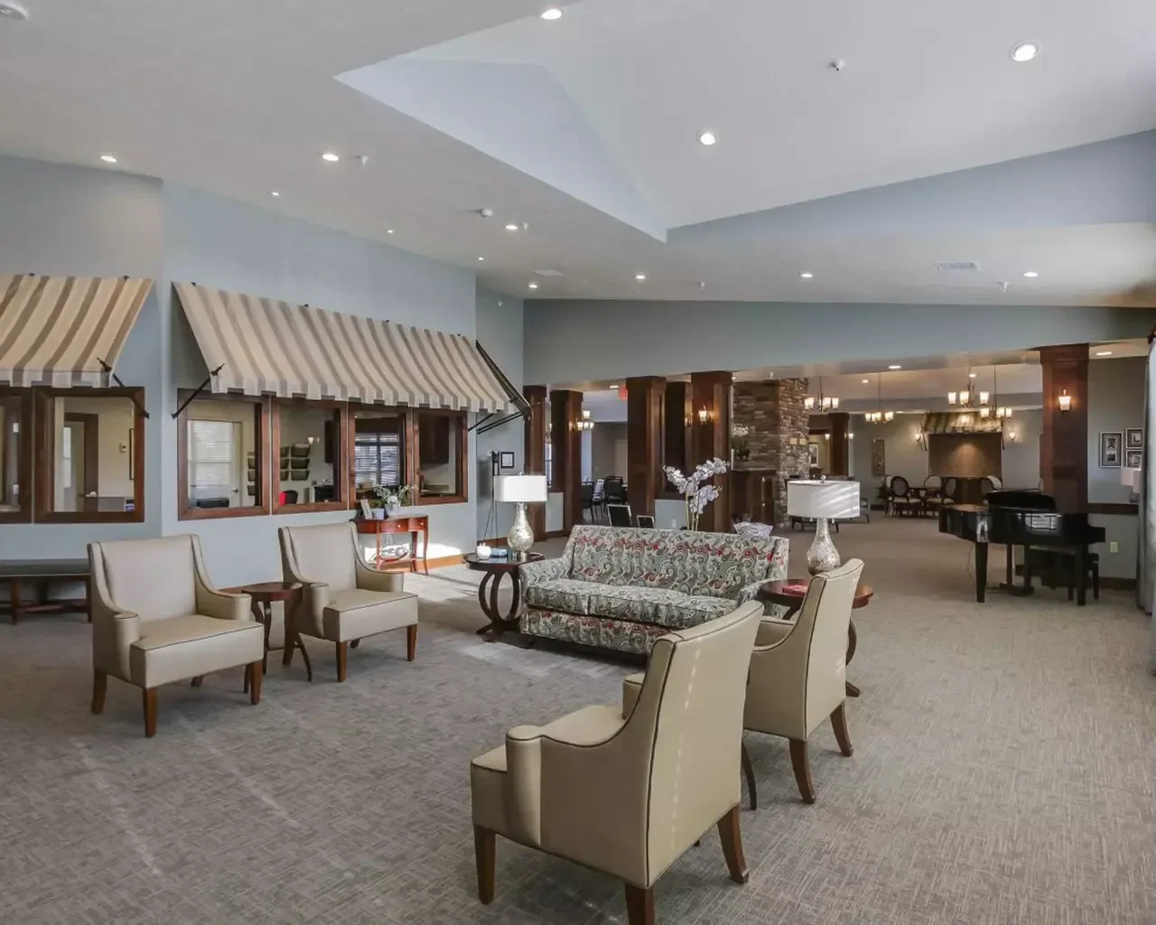 CRESTWOOD VILLAGE ASSISTED LIVING & MEMORY CARE