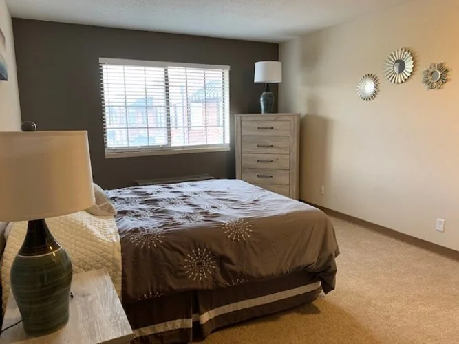Crown Pointe