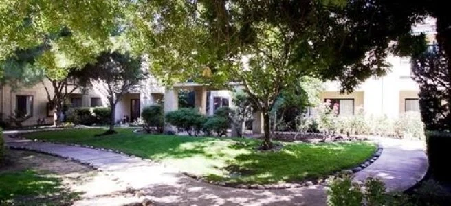 DEL MONTE ASSISTED LIVING & MEMORY CARE