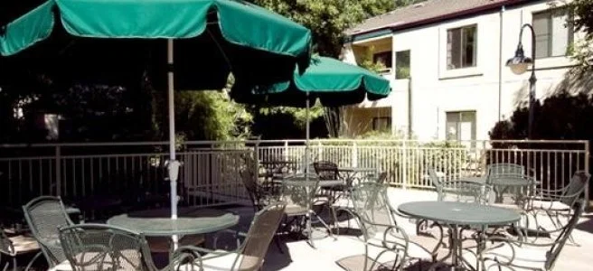 DEL MONTE ASSISTED LIVING & MEMORY CARE