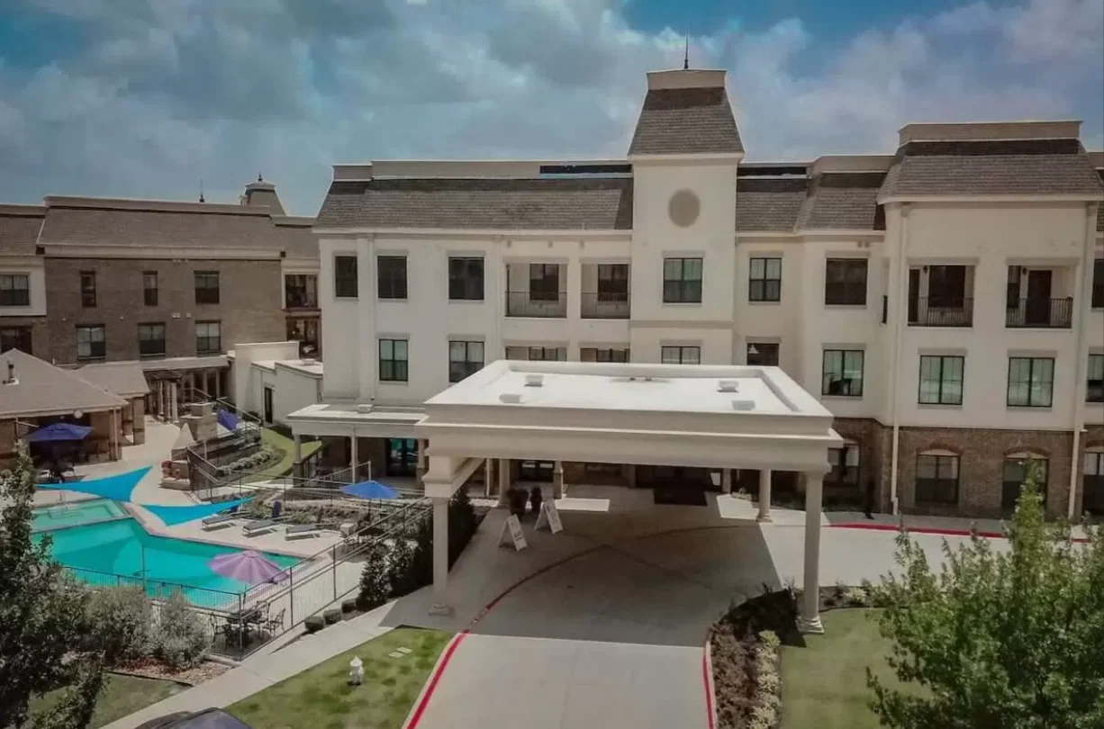 DISCOVERY VILLAGE AT CASTLE HILLS ASSISTED LIVING AND MEMORY CARE