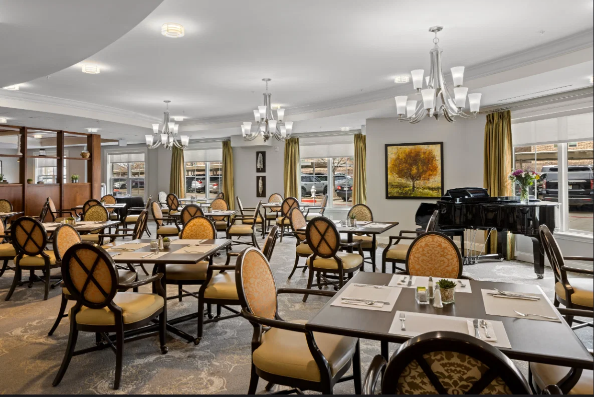 DISCOVERY VILLAGE AT CASTLE HILLS ASSISTED LIVING AND MEMORY CARE