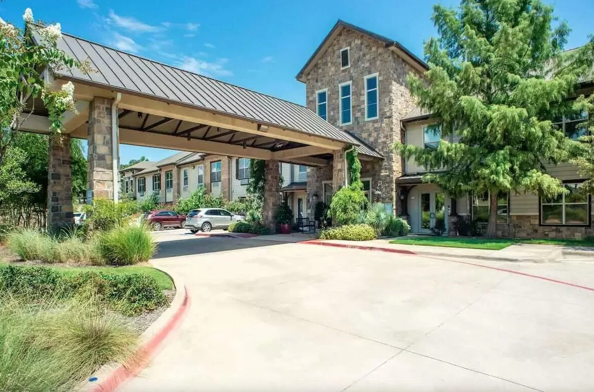 DISCOVERY VILLAGE AT SOUTHLAKE (BLDG 2)