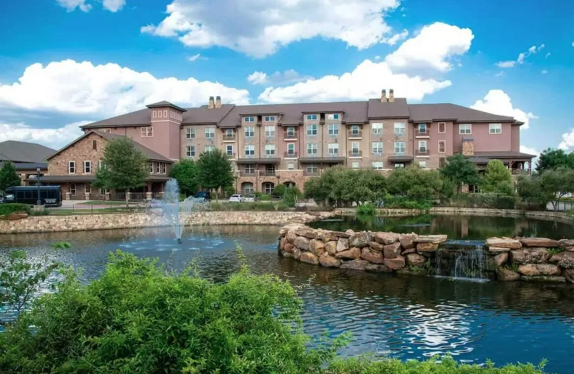 DISCOVERY VILLAGE AT SOUTHLAKE (BLDG 2)