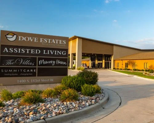 DOVE ESTATES SENIOR LIVING