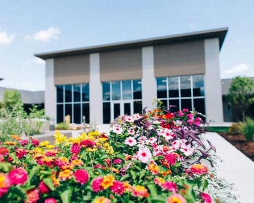 DOVE ESTATES SENIOR LIVING