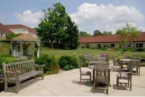 DUNWOODY VILLAGE