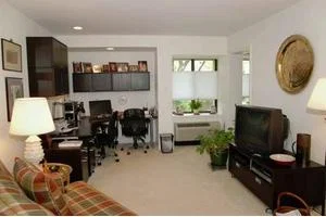 DUNWOODY VILLAGE
