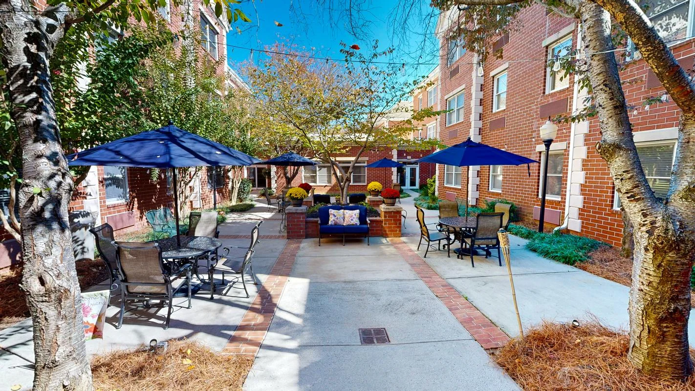 Dunwoody Place