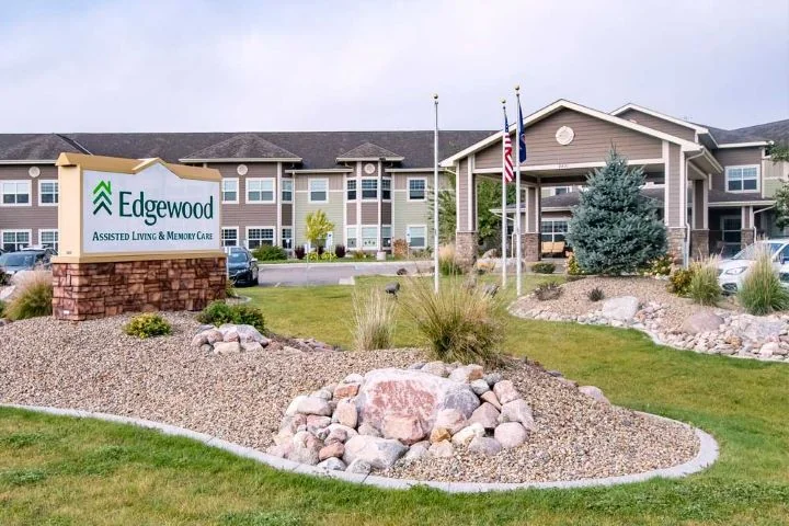 Edgewood Mandan