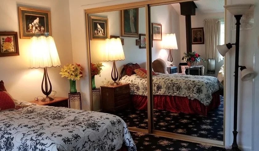 GLEN CREEK VILLA