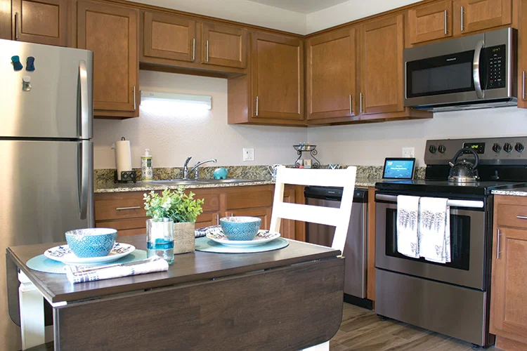 GLENCROFT CENTER FOR MODERN AGING
