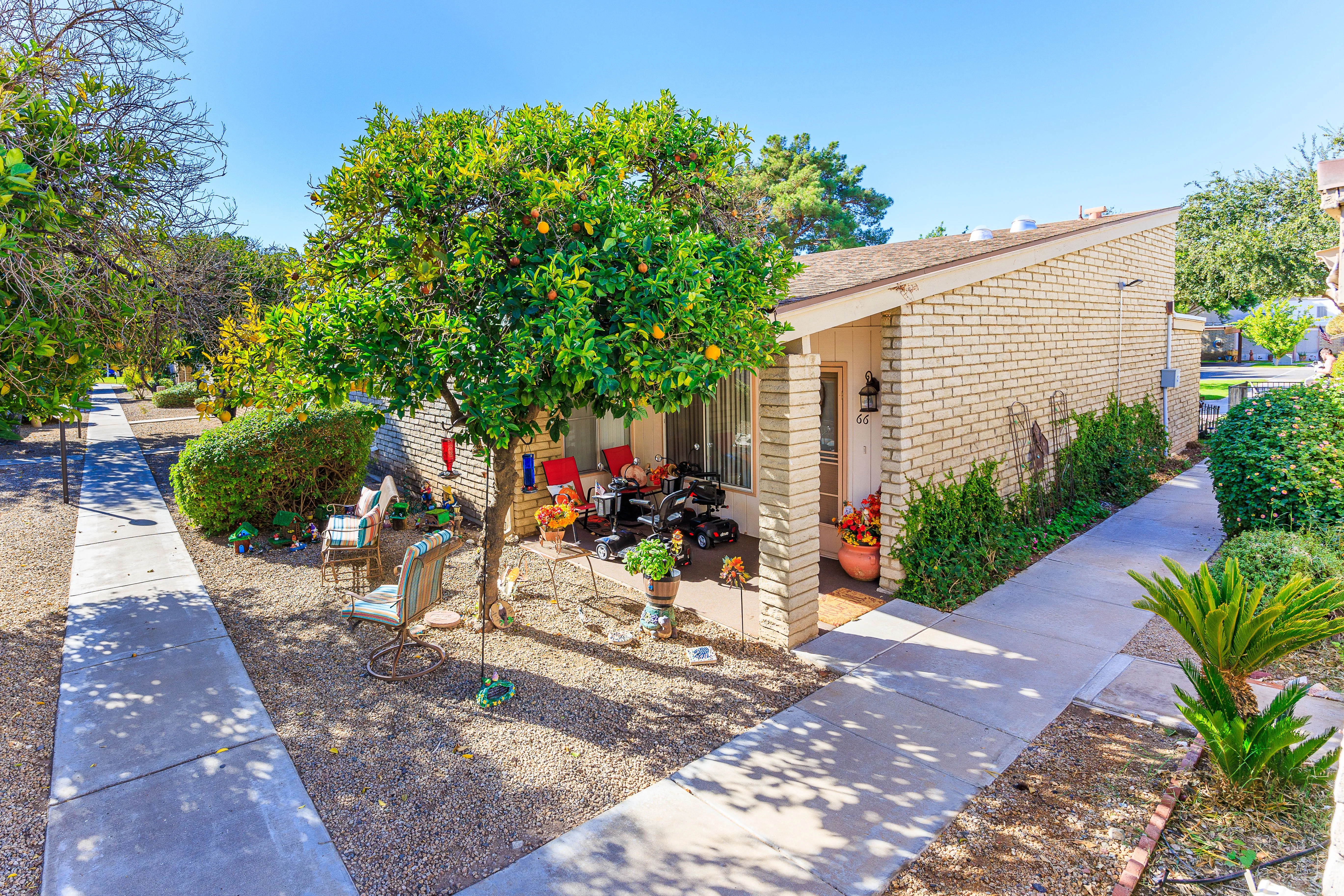 GLENCROFT CENTER FOR MODERN AGING