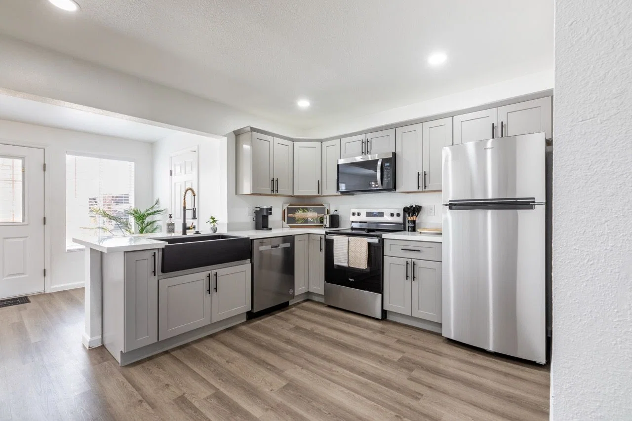 GLENCROFT CENTER FOR MODERN AGING