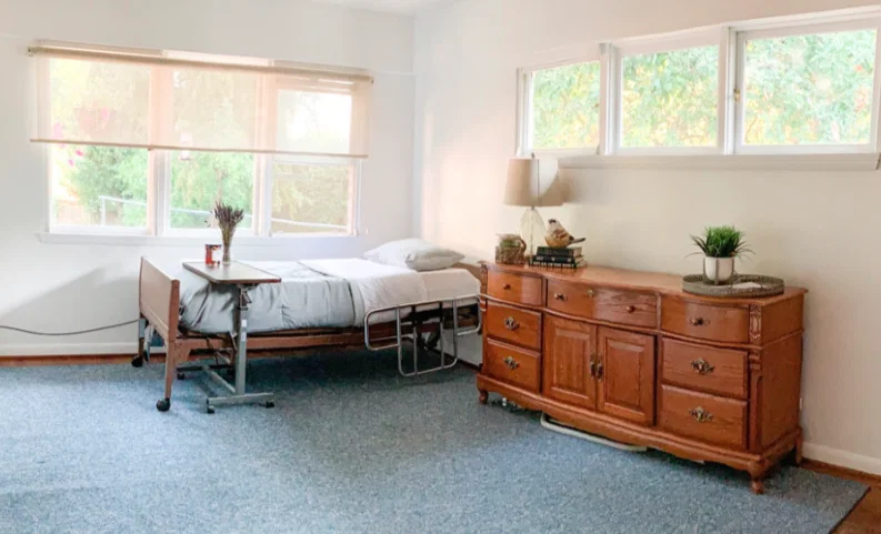 GLENDOVEER SENIOR LIVING
