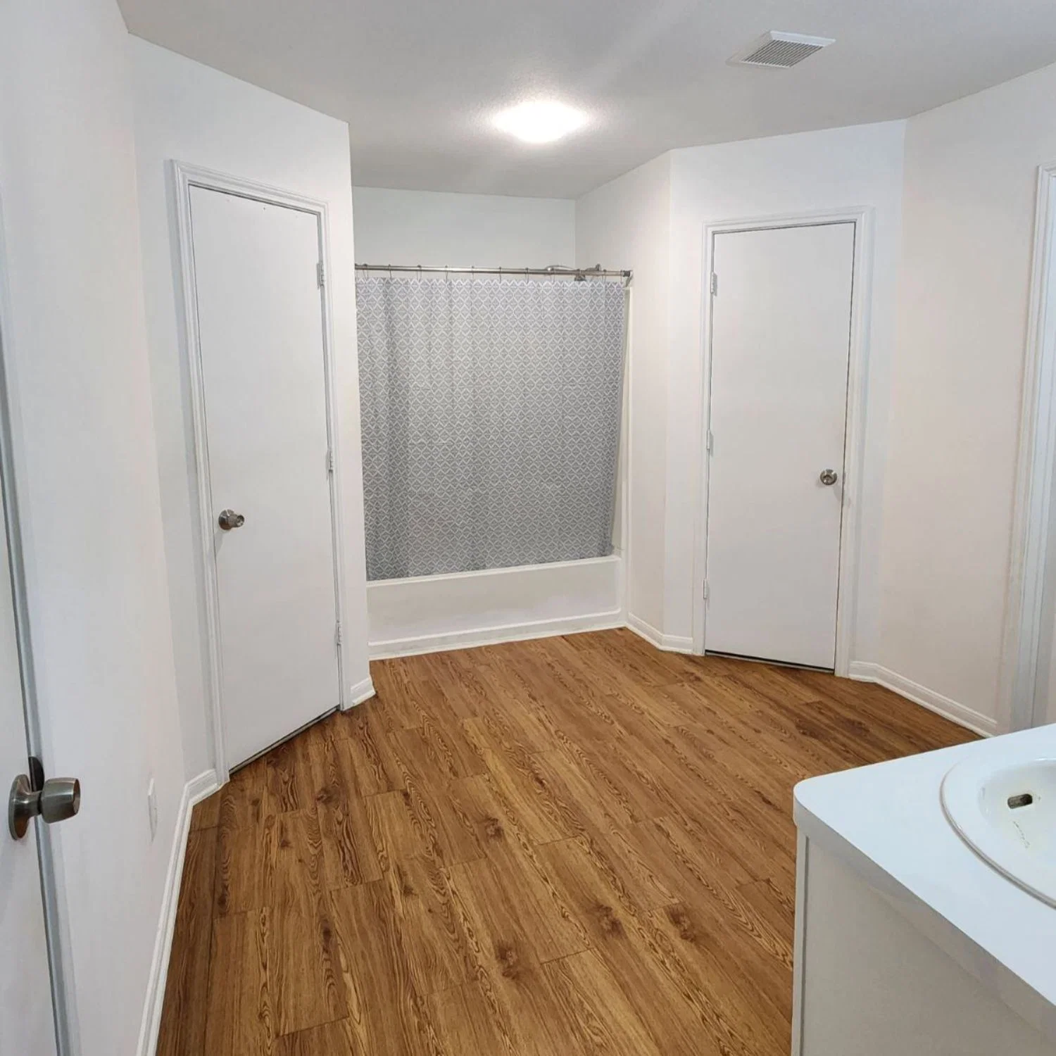 GONEX LIVING HOME LLC