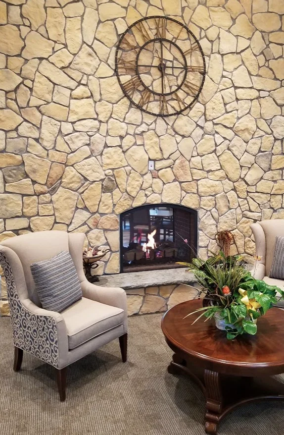 GOOD LIFE SENIOR LIVING