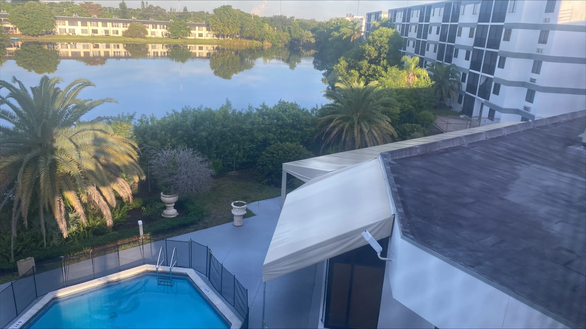 Grand Court Lakes