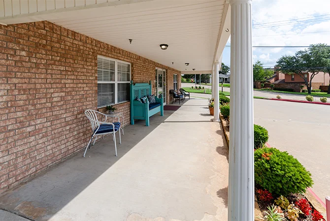 GRAYSON  COURT