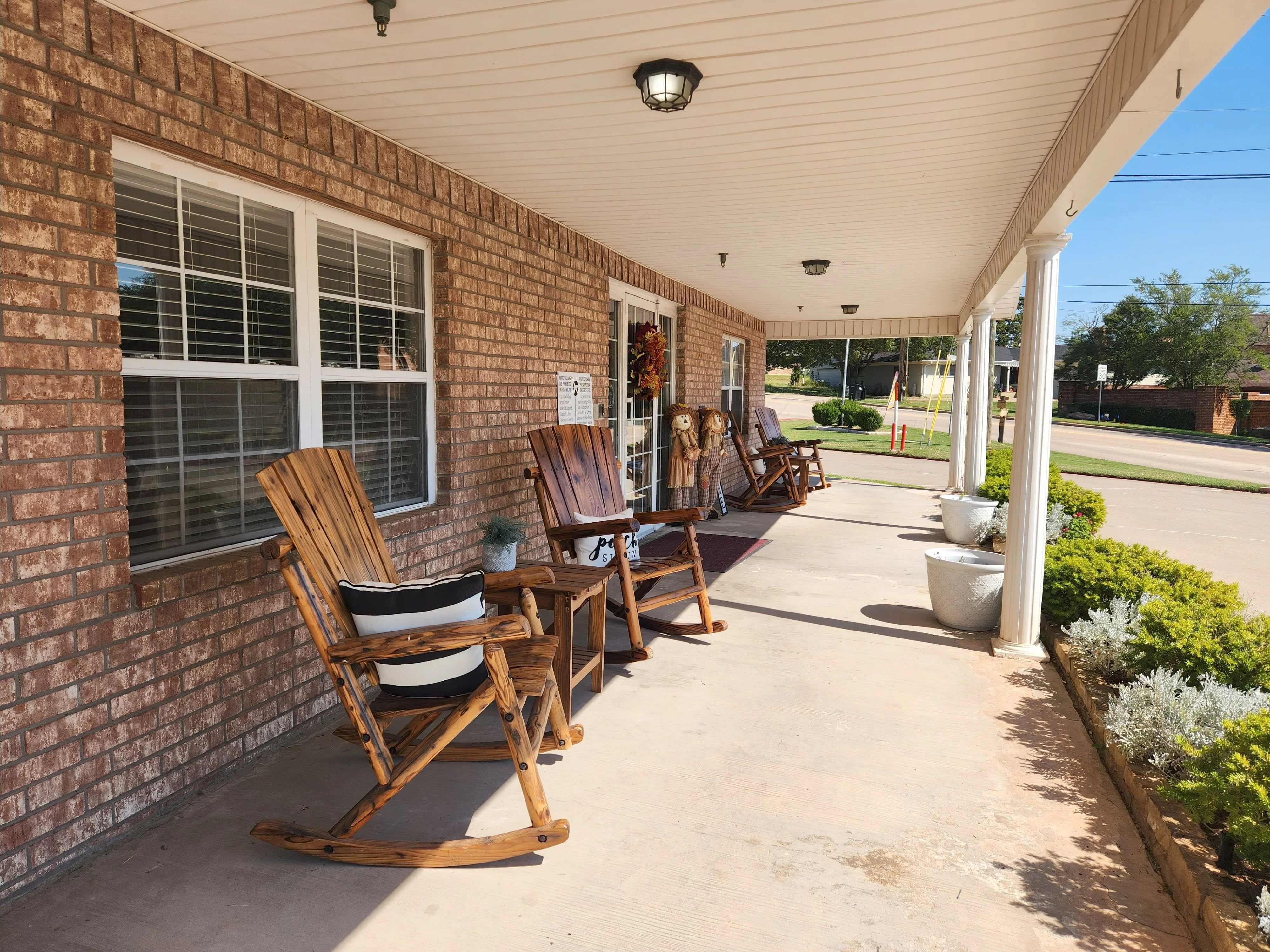 Grayson Court