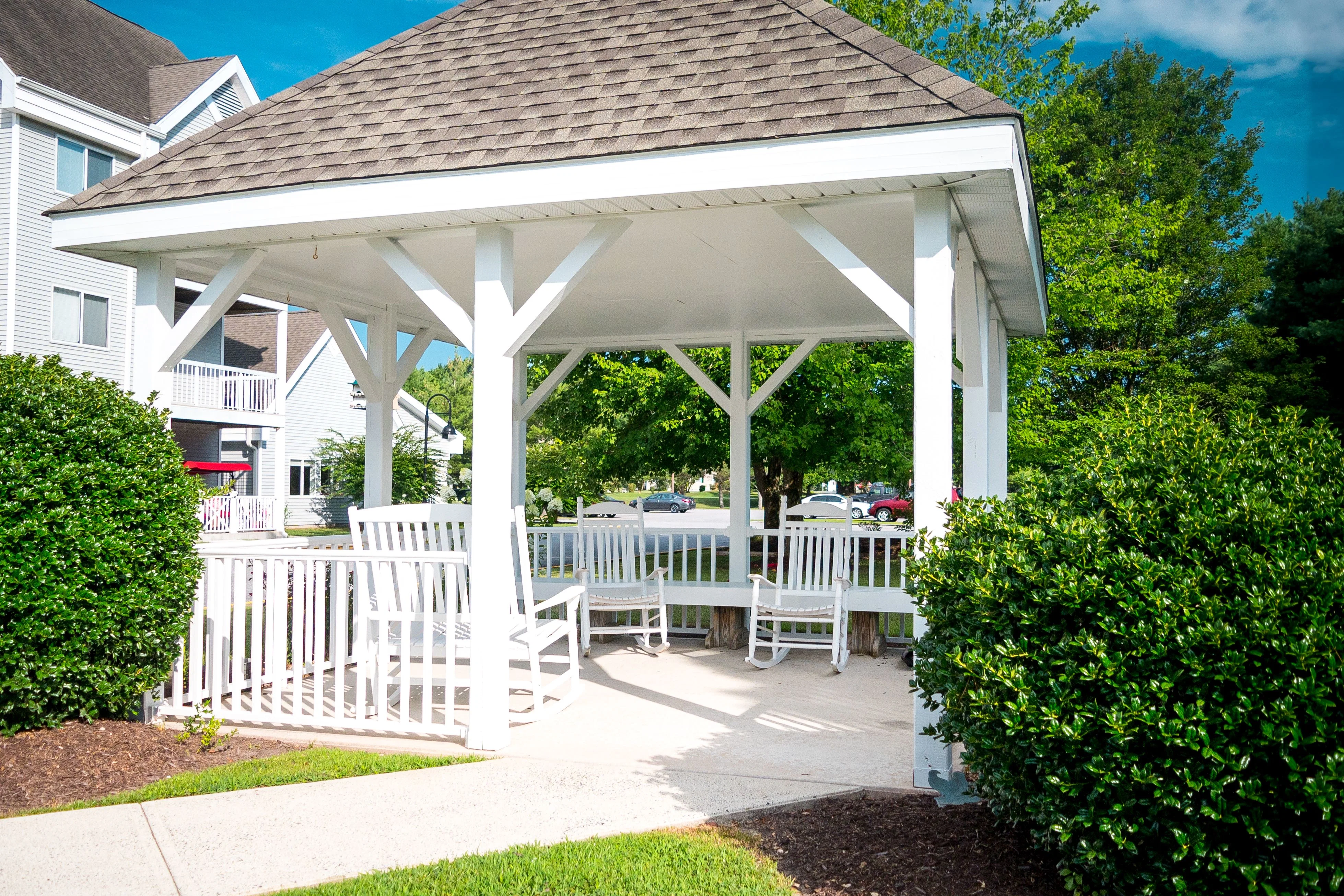 GULL CREEK SENIOR LIVING