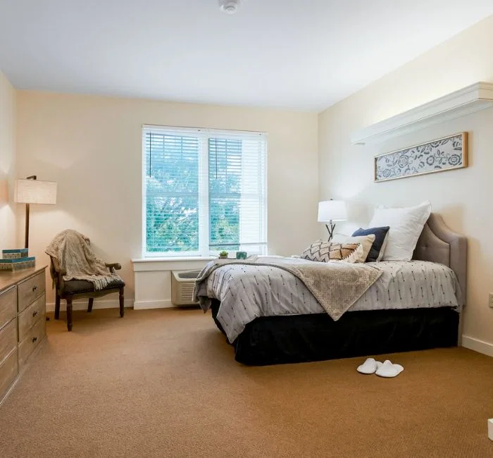 HEMSLEY HOUSE OF LENEXA