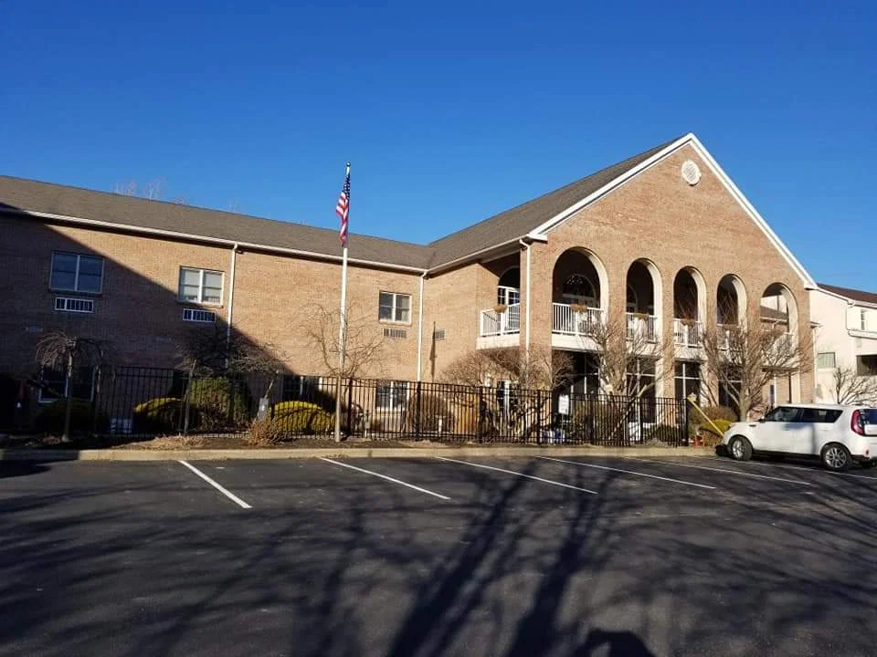 THE HILLSIDE SENIOR LIVING COMMUNITY
