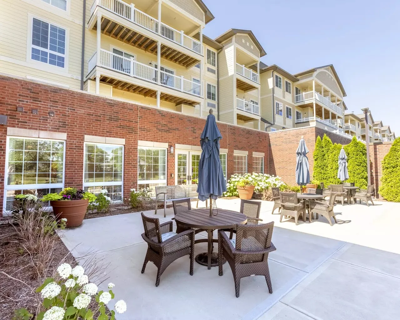 Independence Village of Zionsville West