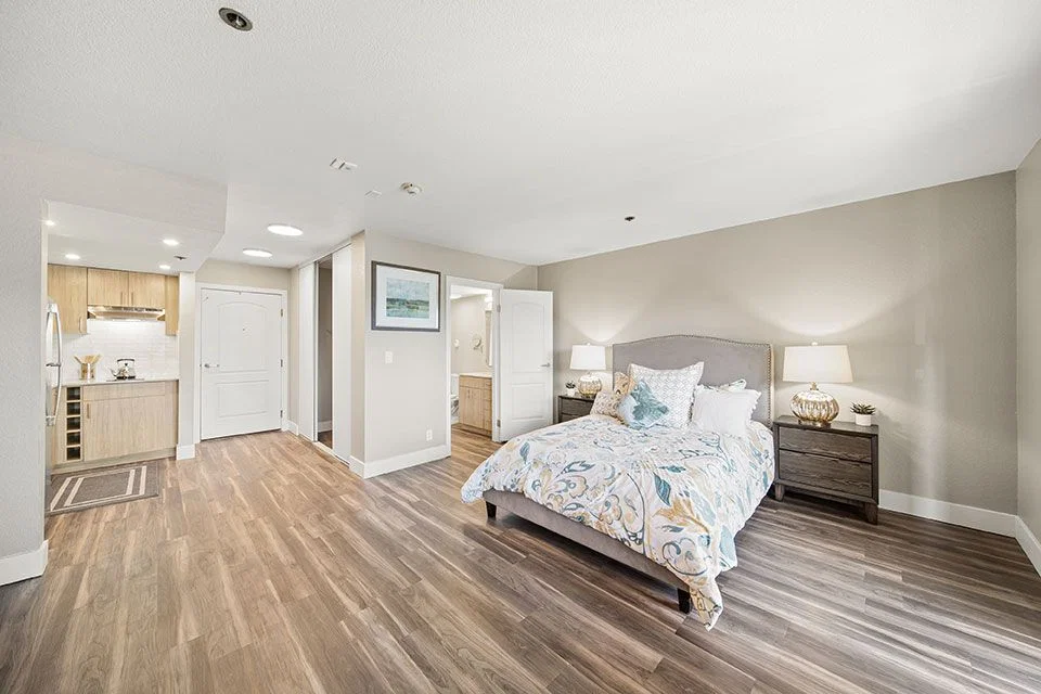 IVY PARK OF WELLINGTON - LAGUNA WOODS, CA