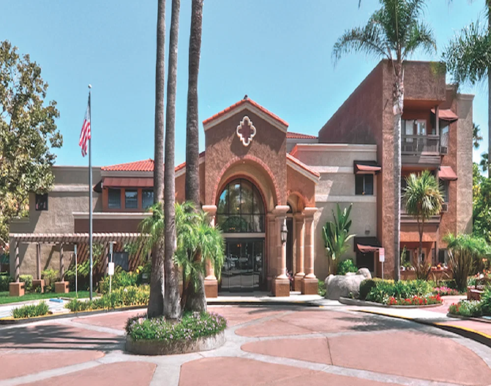 IVY PARK OF WELLINGTON - LAGUNA WOODS, CA