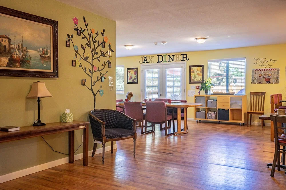 JAXPOINTE ASSISTED LIVING SAULSBURY COURT MEMORY CARE HOMES