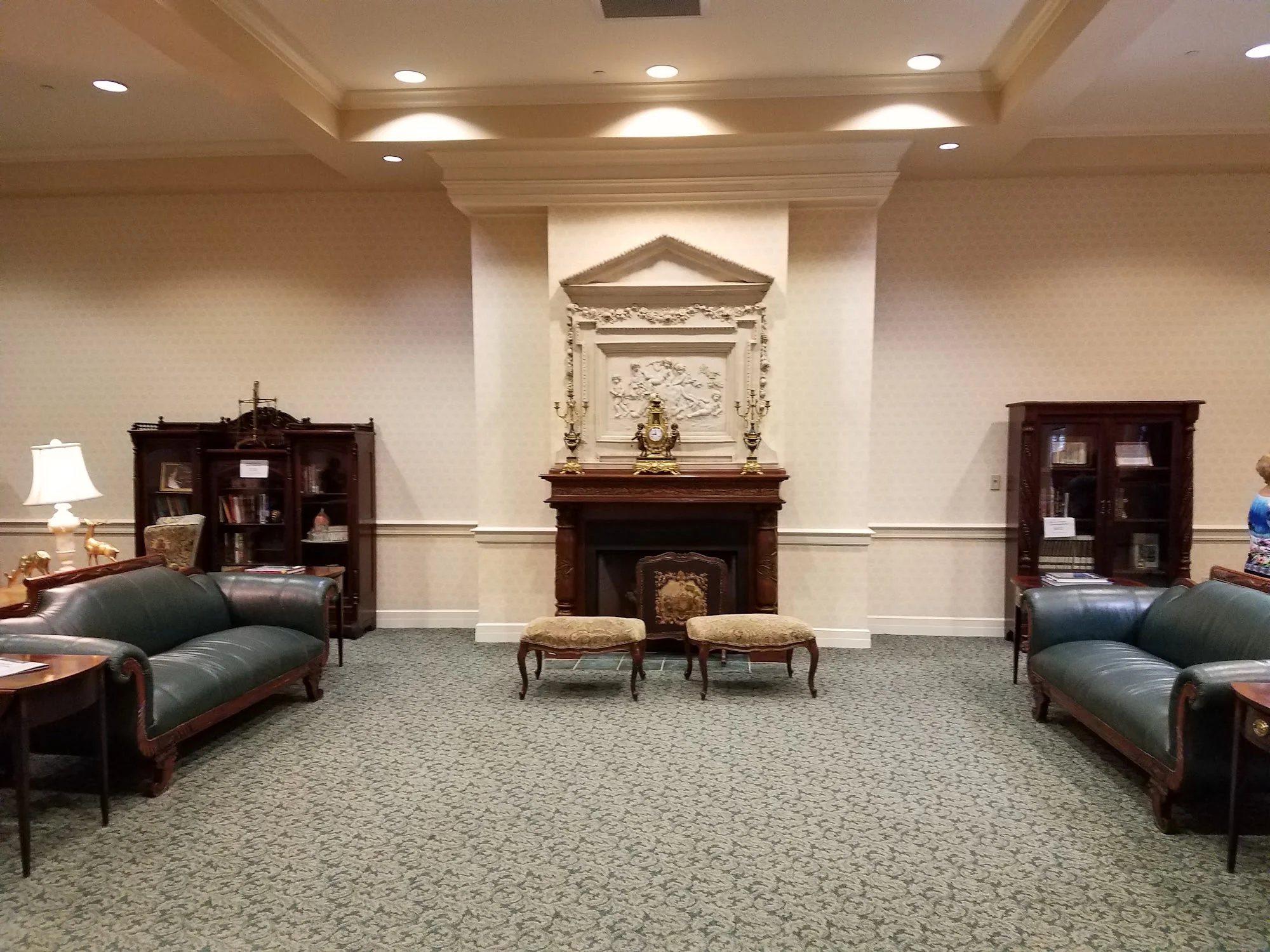 Kirby Pines LifeCare Community