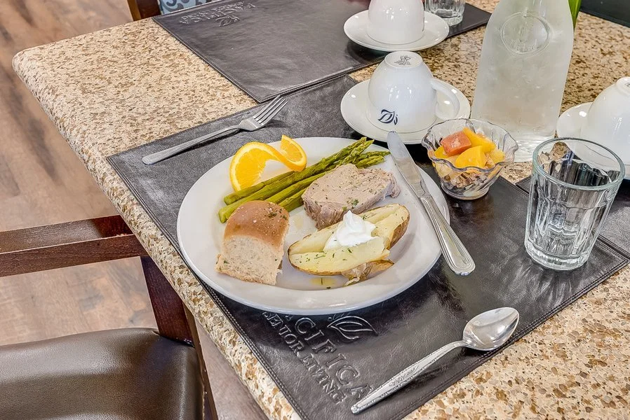 KLAMATH FALLS SENIOR LIVING