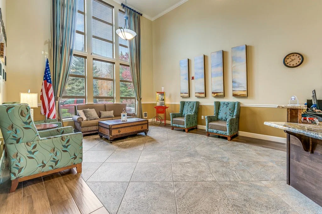 KLAMATH FALLS SENIOR LIVING